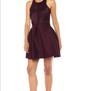 Halston Heritage Syrah Dress Size 4 Burgundy Silk Blend Satin Strip Sleek